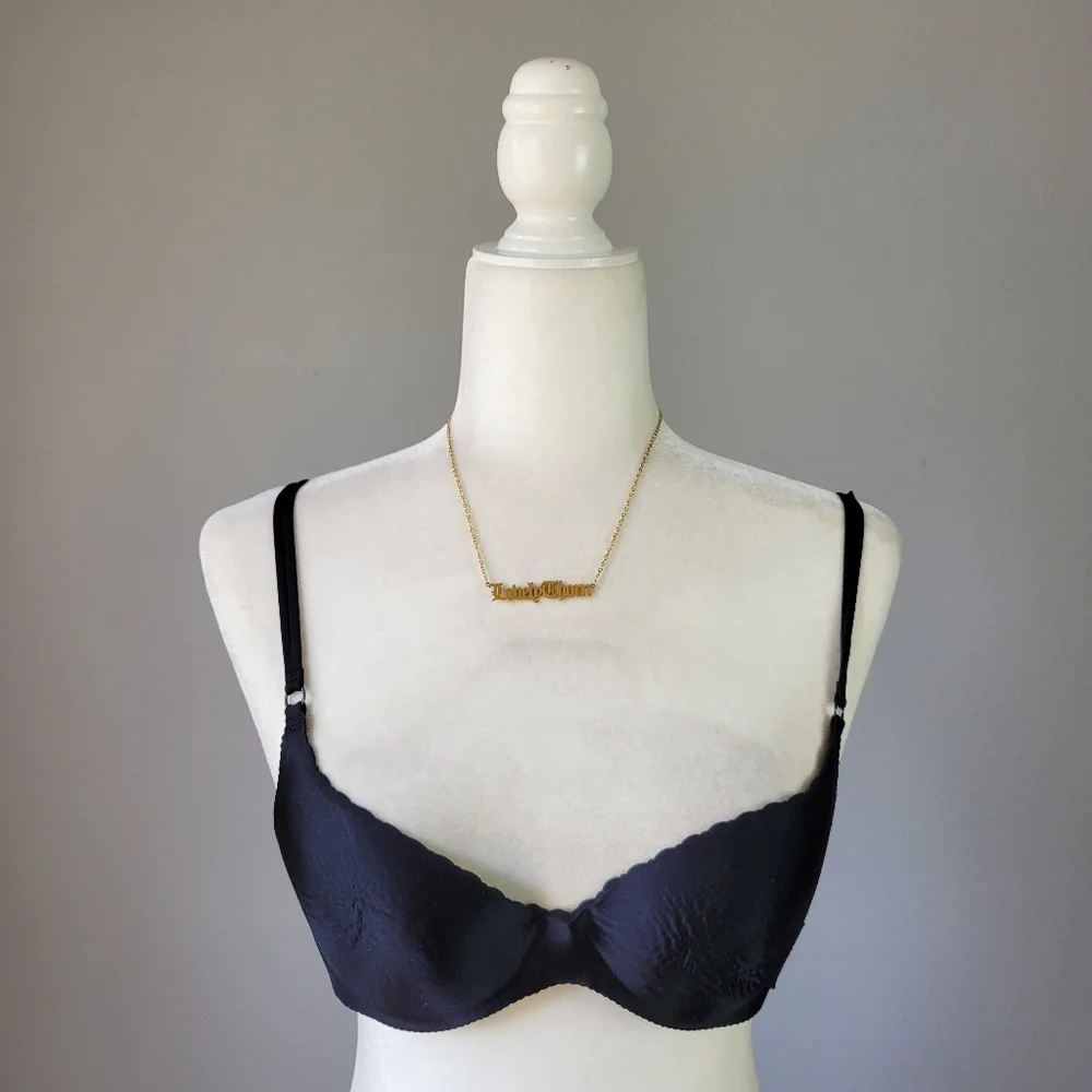 VICTORIA'S SECRET // angels secret embrace floral applique split strap satin bra - Picture 4 of 7